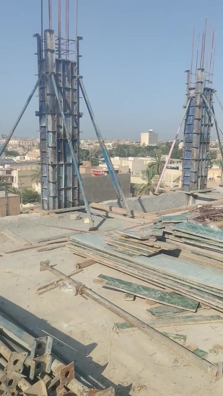 اخوان متوفر قوالب دنك تركيب 18دنكه ارتفاع 4.5عرض 70*45قوالب نظيفه جداً مثل ما موضحات  بالصوره مكاني كربلاء اني ناشرهن قبل فتره لكن ما اجاهن نصيب ملاحظه البيع بالدولار وعلى طن  لاتصال ***********
