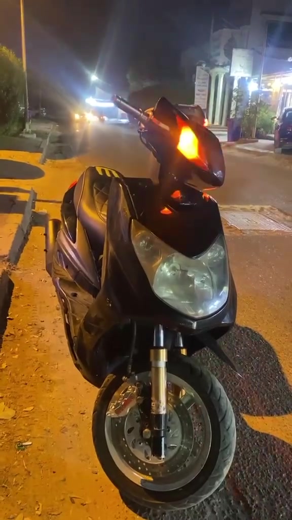 سلام وعليكم
درجه سكنس فحل لبيع 
بيه تزويد 
مكينته مزوده 59 شلعته بطناش ومعدله يخبل 
بيه دبلات خلفيه رياضيه 
بيه قطره مال دهن 
بيه قبغ فلاوين 
قباغت كور وستدات 
بيه نوزل ٨ زروف 
بيه صالنصه رياضيه 
يدات بريك انسواي اصليه 
بكلايت وأشاير برتقاليات 
قاعدت رقم اصليه بيه 
شادله زلون بيه جاملغ طياري 
بيه صدر جيمس 
بيه فج فرندو رياضي 
كشن بيه
يدات بانزين اصليه رياضيه حديد 
بيه سلف رياضي 

مكاني حي تونس 
رقم تلفون *********** 
بي وتساب 
سبايدره موجود
بيه نقص سبعه مال كور لسواده 
وبريكه لخلفي يرادله قمحي
