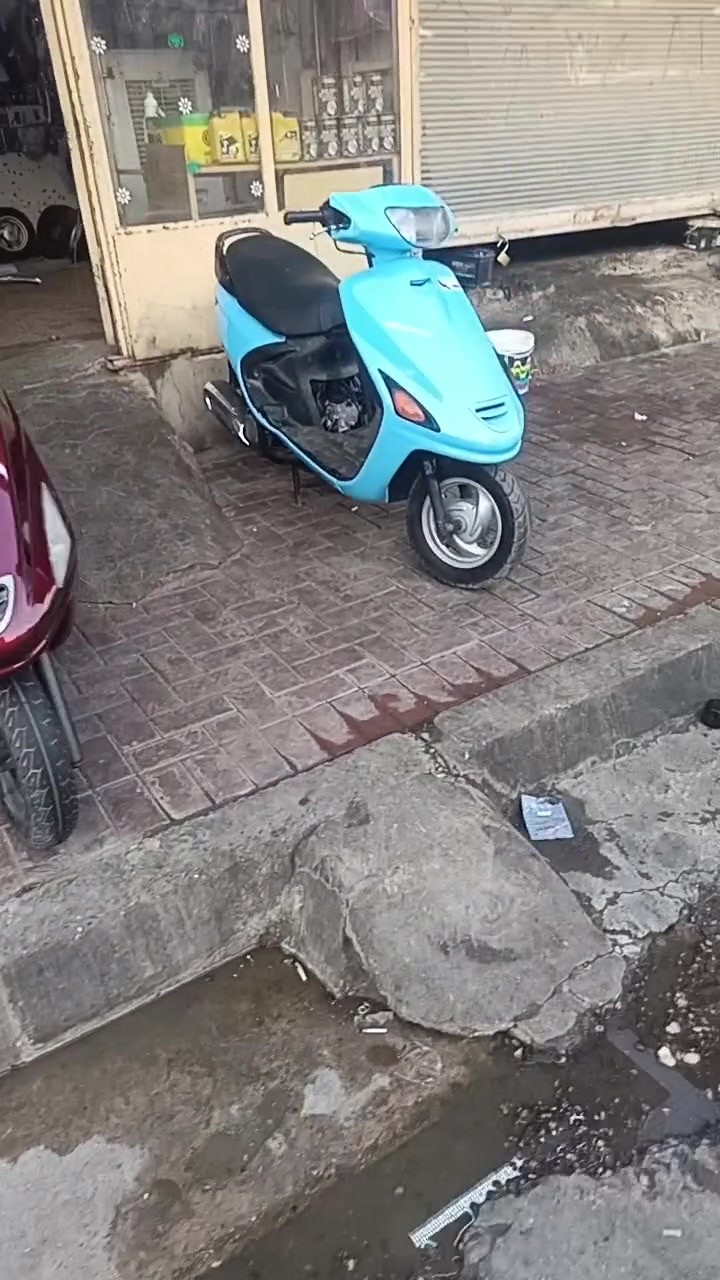 السلام عليكم درجه فراشه للبيع سلف هندر كهربائيات كلهم شغال شرط مامفتوحه حاويه ماناقصها شي واحد ‏  على واحد مكاني نجف سعر 600وبيها مجال الاستفسار ‏‪***********‬‏
