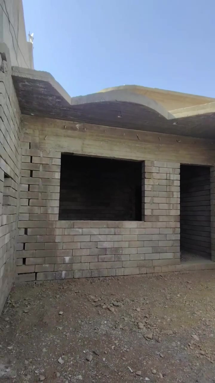 🏠 هيكل للبيع بسعر مناسب وموقع مميز
البناء بطح والاساس بادلو
مساحه 200م
ماء+وكهرباء واصل 
، موقع .القوسيات
📍 الموقع: [القوسيات قرب ماركت حي الزيتون]
📞 للاستفسار والتواصل: [رقم الهاتف *********** الكورك بي واتساب 
***********7]
السعر 47 وبي مجال بسيط المو شراي لا يغني
