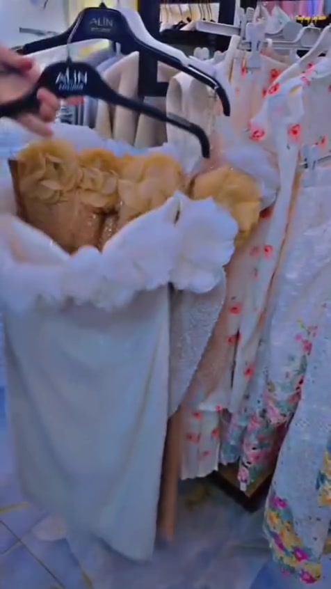 TRAF | ترف 🔥✨
📍 النجف الأشرف – حي الأمير – شارع كلية التربية
👗 أناقتچ تبدأ من ترف 🤍
تشكيلة مميزة تجمع بين الفخامة، التنوع والأسعار المناسبة للجميع ✨
🔥 تيشيرتات تبدأ من 15 ألف فقط 🔥
💎 قطع فخمة ومميزة لذوقچ الراقي
👑 أزياء محجبات
🌙 فساتين سهرة
قمصان مدرسي بسعر٢٠الف فقط
🤍 كاجوال
🖤 رسمي 
✨ قياسات عادية
🔥 قياسات خاصة متوفرة
💰 أسعار تناسب جميع الميزانيات
👗 خيارات متنوعة حتى تلاقين القطعة اللي تناسبچ وتكمل أناقتچ
🚚 التوصيل متوفر داخل النجف وجميع المحافظات 📦❤️
📍 العنوان: حي الأمير – شارع كلية التربية
📞 للطلب والاستفسار: ***********
🔥 ترف… لأن أناقتچ تستاهل التميز 🔥
✨ فخامة | تنوع | قياسات | أسعار مناسبة ✨
