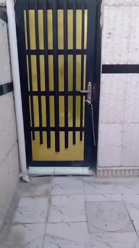 مشتمل ارضي للايجار الدوره المهديه الثانيه قرب جسر صدام(غرفه نوم١ وصاله واستقبال ومطبخ وصحيات وطارمه خارجيه )للاستفسار الاتصال عالرقم ***********
