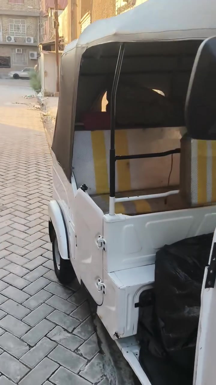 ***********
سلام عليكم تكتك موديل 22 كفاله كشر ومكينه
