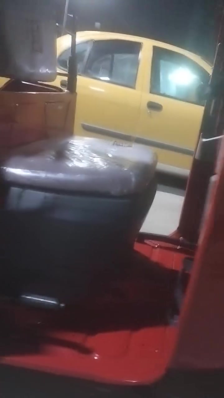 ***********
