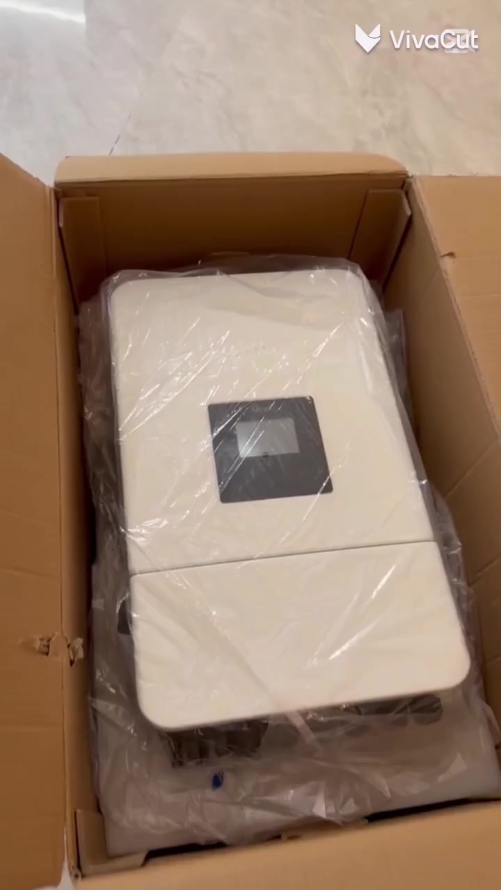 السلام عليكم تم تنصيب منضومة 30 امبير نهاري 30 امبير ليلي 
متكونة من..
انفيرتر Deye 8kw ip65 هايبرد ضمان خمس سنوات 
بطارية 16kw نوع داينس عدد 2 ضمان 7 سنوات 
الواح لونجي هيمو 10x 645w عدد 15 لوح 
حديد 1,5 مغلون 
بورد AC , DC ip65 مضاد للحرائق والماء 
موقع الشركة بابل الحصوة مقابيل جامع اسامة بن زيد 
للمراسلة والاستفسار على الارقام *********** ,*********** مستعدين بنصب كافة احجام المنضومات
