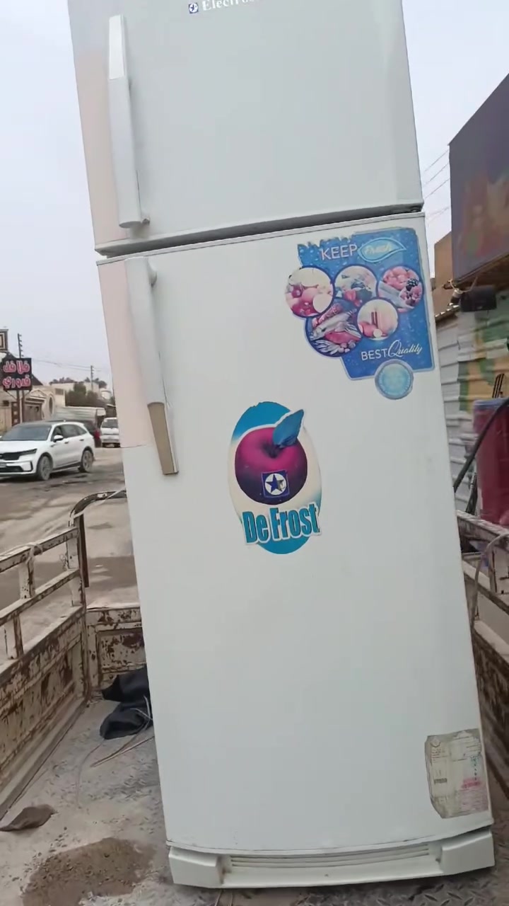 ثلاجة • نضيفة • الطارمية شارع المول