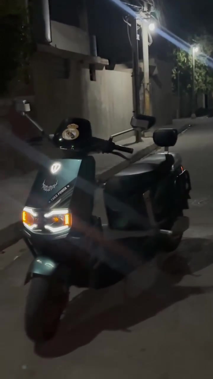 دراجة كهربائية للبيع
🔹 النوع: TAILG POWER
🔹 الحجم: الكبير🛵
🔹 اللون: تركوازي مميز 💚
🔹 قوة الملف: 2000 واط ⚡
🔹 قياس التاير: 12 إنچ+ طخم تاير جديد
🔹 عدد البطاريات: 6 بطاريات 🔋
🔹 الملحقات: سويج + بصمتين+ شاحنه اصليه
🔹 الحالة: نظيفة ومميزة جداً
🔹 السعر خاص. او الاتصال على الرقم ***********

