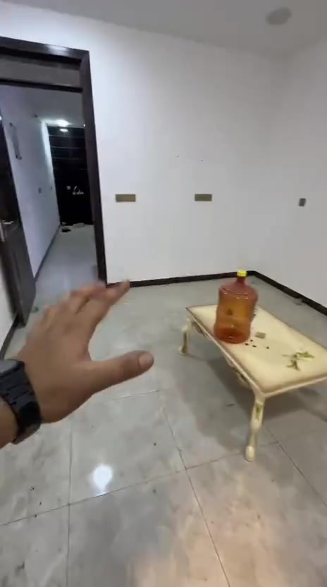 بيت للأجار بدايه هورجب خلف جامع الايوبي بسعر 400 الف غرفتين نوم البيت زيرو للأسفسارات اكثر ***********عقارات منتظر لاهي
