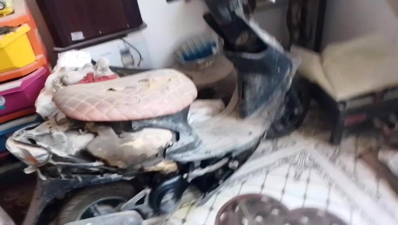 سلام عليكم دراجه للبيع عصفوري دراجه متروكه ستوه جفتهه وتركتهه اوراق كفرات اسود كامله دراجه شغاله اليريده بخدمته مكاني العماره حي الزهراء ***********
