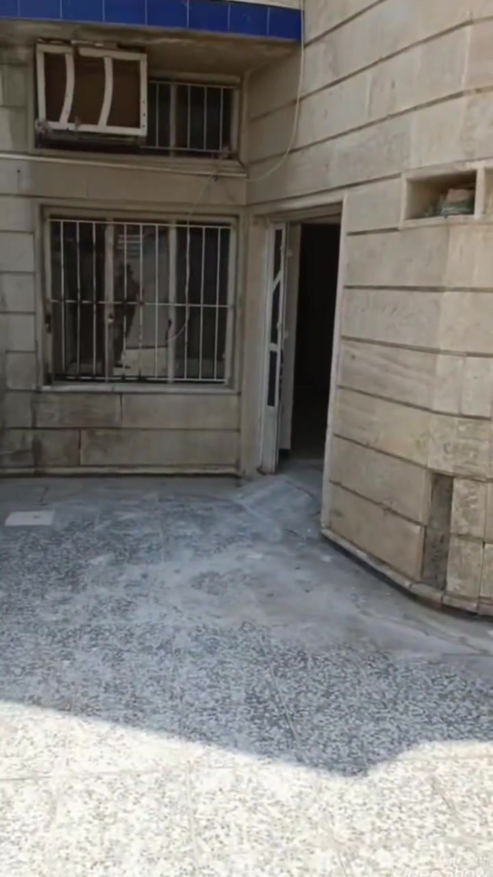 السلام عليكم اخواني اخواتي الأعزاء..
دار 🏡 للايجار مساحه 120م طابقين..
يحتوي على..كراج كبير
✅صحيات خارجية..
✅استقبال..
✅صالة مفتوحة بنفس الوقت مطبخ وصحيات..
✅الطابق الثاني غرفتين نوم..
العنوان.. البلديات شارع المصرف قرب المستوصف..بالطابو..
✅ للاستفسار 📞 متوفر واتساب 🌐 وماسنجر 🌐 وخاص وبخدمتكم..***********
