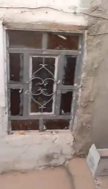 بيت 50 متر شارع الرسول الاعظم قريب شارع 20 تفاصيل داخل الفيديو السعر 10 مع المجال
‏‪***********‬‏

‏‪***********‬‏

