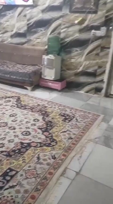 السلام عليكم بيت تجاوز للبيع العنوان الحسينيه خدمات مسقط مقابل المدرسه رام الله مساحه البيت 100
***********
