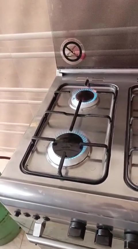طباخ رويال شرط الشغل ع الفحص مكانه بصره زبير متوفر توصيل للاستفسار ع الرقم ***********
