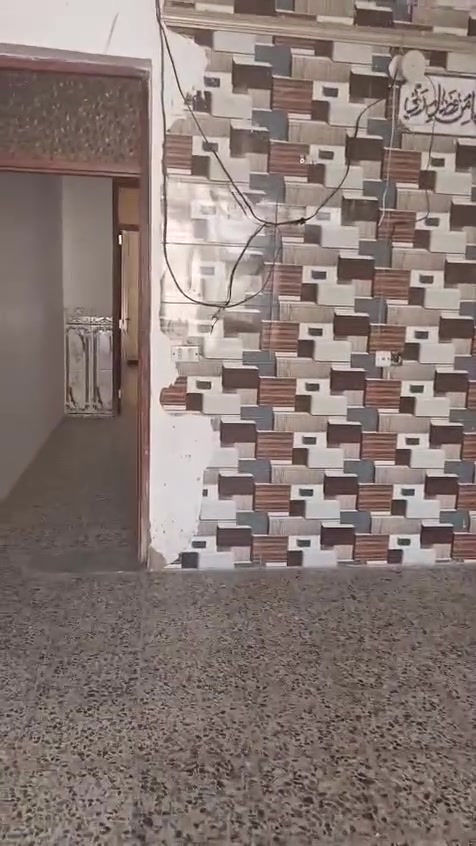 بيت لليجار في زعفرانيه اربع شوا ع١٠٠متر قاطين غرفتين وصاله ومطبخ وصحيات *********** ايجار ٥٠٠ بي مجال شارع افران حلفي
