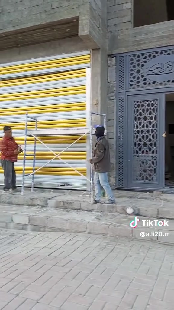 خدمات إنشائية • مقاولات • بدون تفاصيل