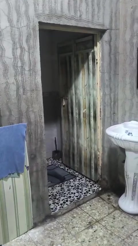 يا الله
دار60م4 ×15طابقين  صاله واستقبال ومطبخ وصحيات جوه وغرفه وصاله فوك بناء عكاده بناء نظيف مرتب موقع نجف حي القدس قرب الحرفين 110وبي مجال ***********مكتب امير
