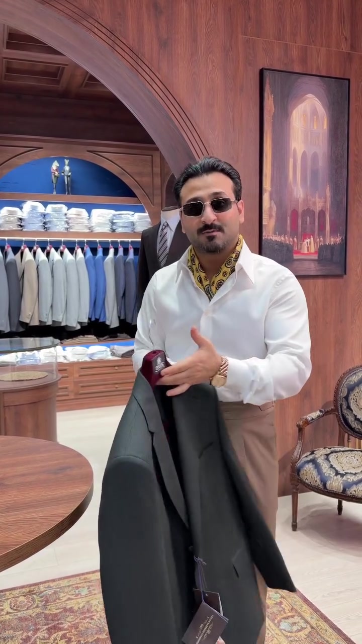 ملابس • للبيع