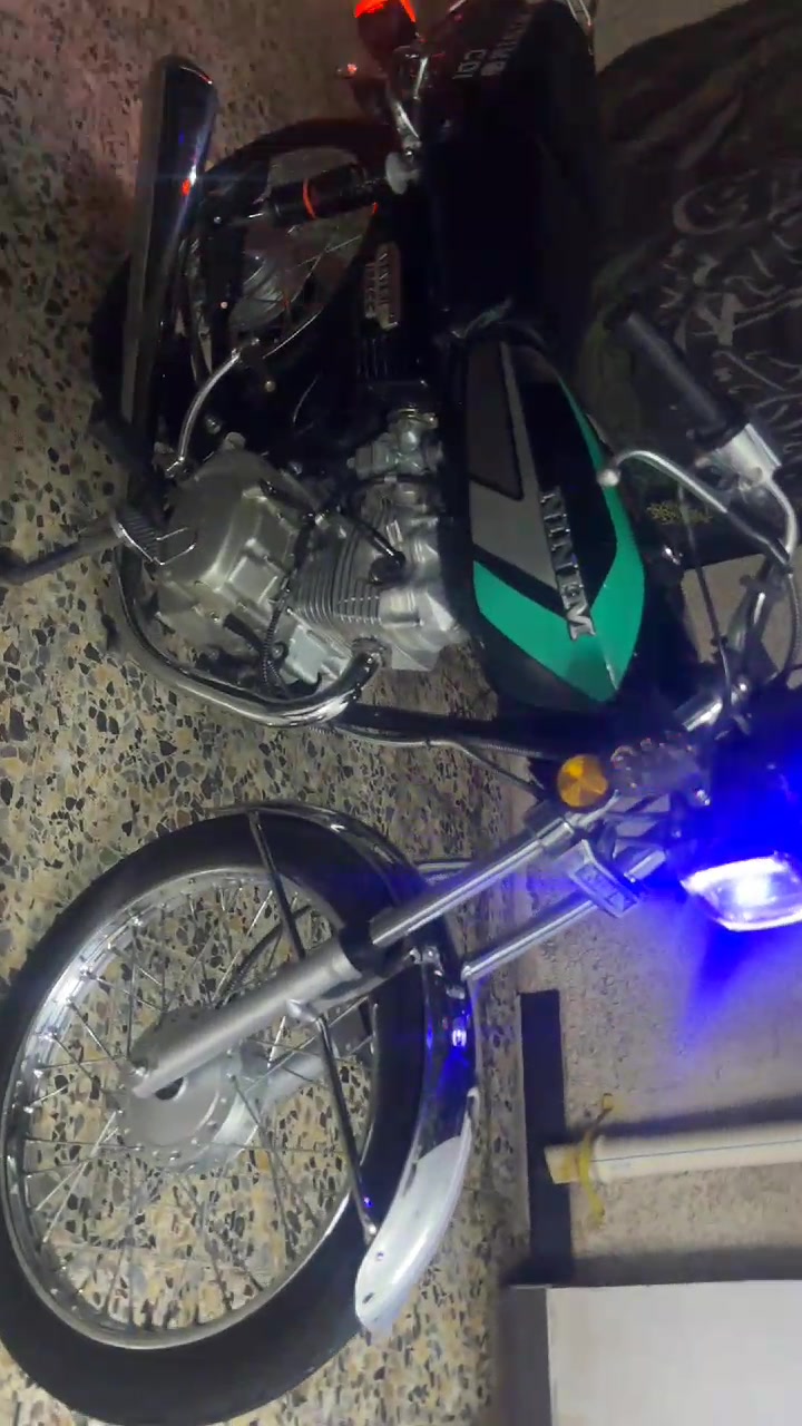 نامه 27 سعر 600قفل دينار احمر ما ينزل قفلها مشتعجل عليها تجي وتفحص وتكلب يم عشر فيتريه بيه ورقه كارتونيه ومنفيز دراجه تخبل مكاني بغداد ***********