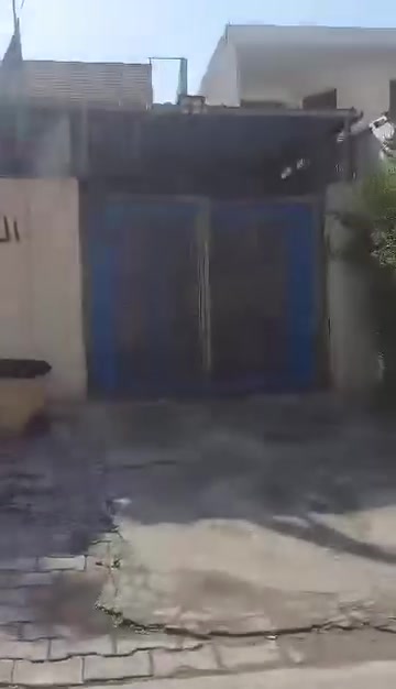 بيت حي العامل قرب مول الباقر مساحته 150متر  طابو صرف طابقين ويتكون من3غرف نوم وكراج و 
 واستقبال ومطبخ و صاله6امتار للبيع قرب مدرسة ثانوية النبوة للبنات موقع كلش حلو  المدرسة المراحل البيه من اول ابتدائي للسادس اعدادي 
الاتصال والاستفسار تواصل مع الرقم 👈🏻***********
موقع كلش 
تحديداً يمنه جامع اسمه الـ شبل او الرسول الاعضم اسمه بس هوه تابع ل الـ شبل +يمنه مدرسة ابتدائي و متوسطه و اعداديه 
تواصلو مع الرقم المضهور فوق 
السعر:***
تواصل مع الرقم واستفسرو 
البيت للبيع طابو صرف *
