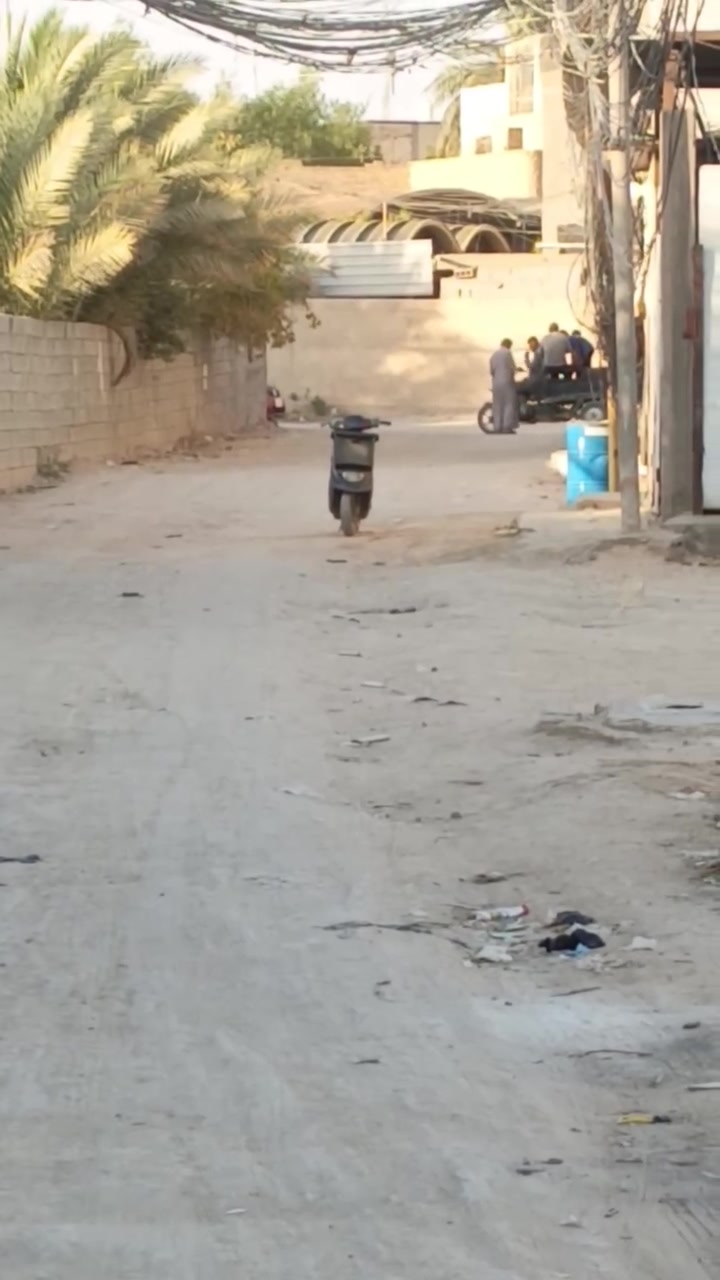 يوجد لدينا بيت للبيع 65 متر كنطرة السلام مقابيل الجسر مال المشاية مطبعة الوارث السعر 45 مليون وبي مجال قليل للاستفسار مراسلة الصفحة أو اتصال بل رقم الهاتف ***********
