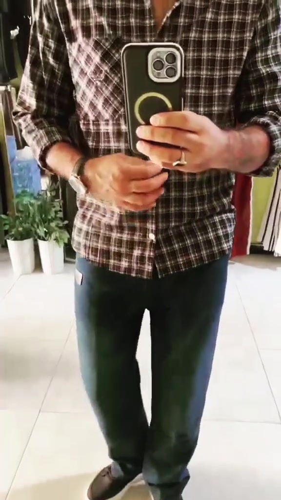 لبسه كامله ب 35
بجامه 110 وقميص كاروهات وحذاء ب  35 الف فقط
https://www.instagram.com/am_czm?stkn=MTZyZDFxMXhhcXh2Mg==

العنوان ناصريه قضاء النصر قرب مطعم غفران الصوب الصغير ***********
