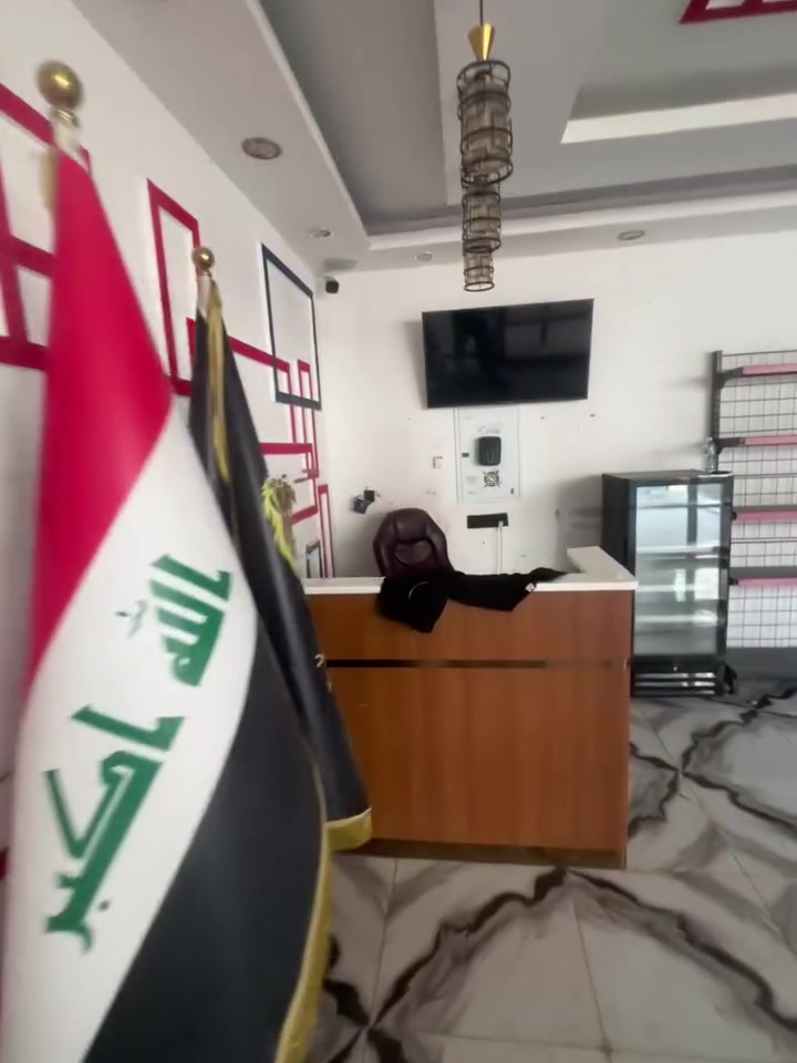 السلام عليكم
عندي جام خانه وقواطع وجام مقطع وباب حمام 
بيع شلع المشروع تعزل وجاهزات مفتوحات جام خانه مكاتب عدد 2 وجام قواطع طول 12متر وباب حمام متر وربع المكان الدوره البوعيثه ***********بيع سريع مفتوح وجاهز بس تحميل
