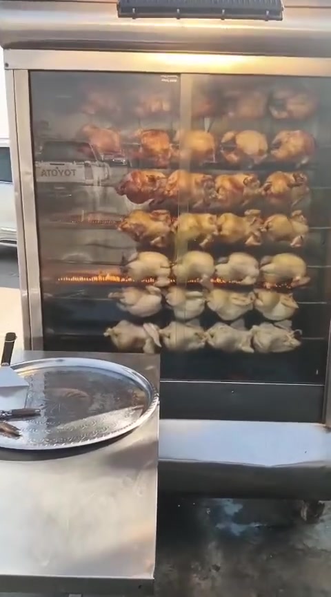 🔥🐟 اسماك ومشويات الصياد  🐟🔥
سمك مسكوف بغدادي أصيل على الحطب 🔥
طعم تراث بغداد ونكهة ما تنـتسى 😋
🍽️ الأسعار: 🐟 كيلو سمك مسكوف: 8.000 د.ع
🥗 مع مقبلات + تمن + عمبة
🐟 كيلو سمك حي: 6,000 د.ع
صينيه تمن مع سمك مقلي مع مقبلات ب16 مع التوصيل 
صينيه مع تمن وسمك مقلي مقبلات ب21 مع التوصيل 
🍗 دجاج على الفحم: 12,000 د.ع
🍲 مع مرق + تمن مشكل
🥖 خبز
📞 للطلب والاستفسار:
***********

🔥 أهلاً وسهلاً بكم… نكهة عراقية أصيلة تستاهل 
اسماك ومشويات الصياد

نص مكتوب في الصور:
- 811B
- دجاج شوي وشغله مرتب وطعمه يعجب خاطرج بسعر 12الف وتوصيل دخل بسمايه لف
- الصياد