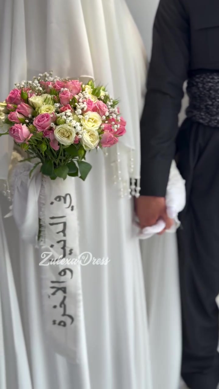فِي الدُّنْيَا وَالْآخِرَةِ ....🤍🕊️

‏#Erbil
‏#Iraq
‏#Kurdistan
‏#ErbilFashion
‏#IraqWedding⁩⁩⁩⁩⁩⁩⁩⁩⁩⁩⁩⁩⁩⁩

نص مكتوب في الصور:
- Zulexa Dress