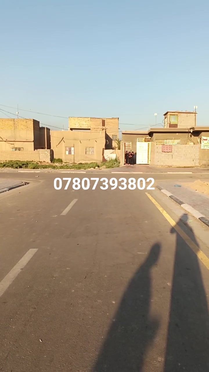 قطعه للبيع طابو صرف مساحة 125 متر اطوريج ام هوه القديمه شارع الباشاء كافة الخدمات سعره مناسب 22 مليون بيه مجال ***********

