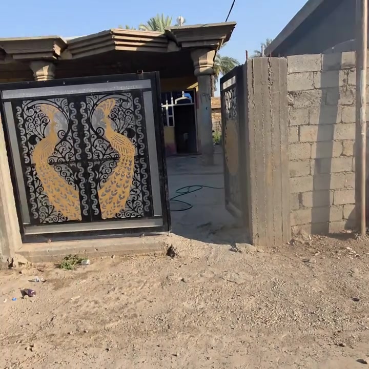 السلام عليكم ورحمة الله وبركاتة 
متابعينا الكرام 👋🏠
🏠دار للبيع المساحه 700م الواجهة 28.50ونزال 24.50يحتوي الدار على 4غرف منام وصالة ومطبخ وصحيات داخليه وخارجيه وحديقه🌱🏞 كبيره بجانب البيت صنف الأرص ملك صرف زراعي 🛣العنوان بغداد شاطئ التاجي مزرفه وحصيوه قرية البشاوي‼️‼️ 
للاستفسار الاتصال على الارقام الاتيه 
كورك واتساب  ***********📞
اسيا ***********📞
مكتب ديرتنا للعقار 🏢
