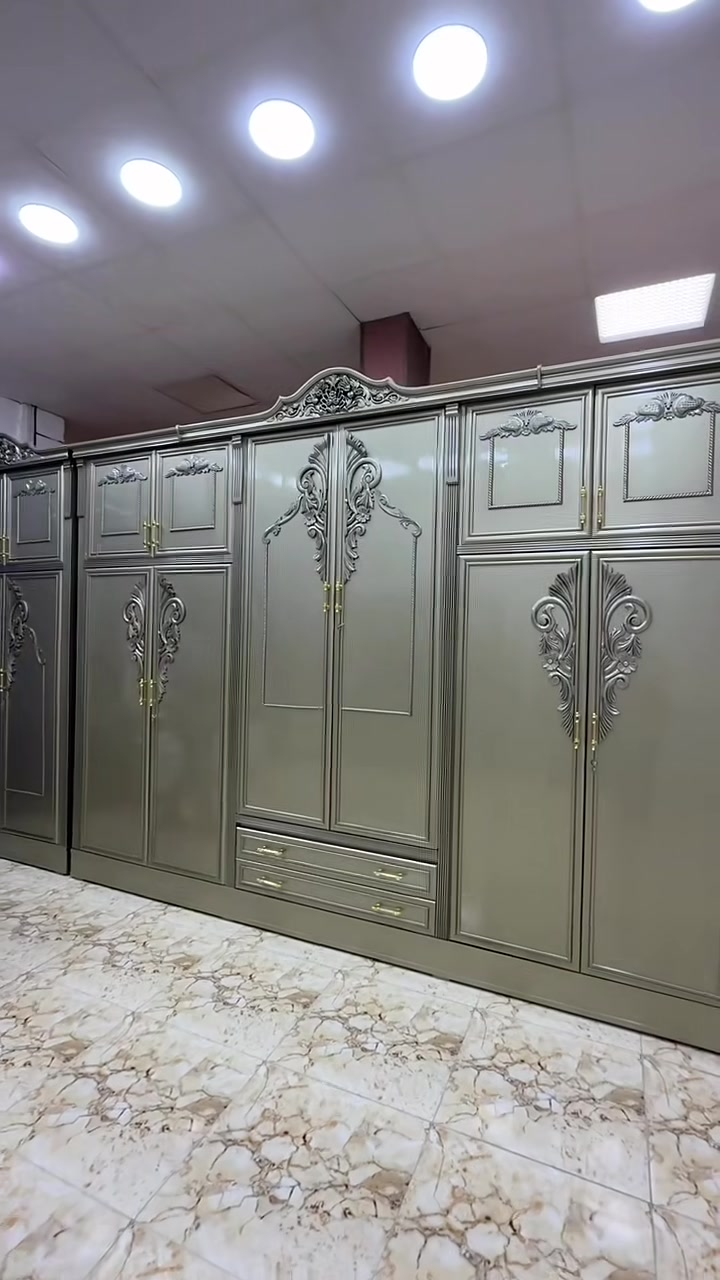 موديل جديد مسرح السنابل #تخفيضات #العيد 

شركة الرسل للاثاث العراقي 

خارج الكنتور ام دي اف 5 ملم 

الداخل اربعه ملم صاج طبيعي 

الهيكل خشب زان 

النقوش خشب زان 
الضهر جرجوبه شد براغي 

ارتفاع الكنتور مترين و 65

طول الكنتور 3امتار و 45

عرض الزاويه 120

القاعده الكنتور بلوك صاج 16 ملم 

الكنتور معه زاوية الملابس اربع امتار و 65

المجرات تحفير 

الصبغ حراري سيارات شرط 

التخت بلوك وست ارجل مقمشه 

السعر مليونين و 750

العنوان محافظة واسط قظاء العزيزية شارع العام مجاور محطة 
وقود الدرزي #بصره #الانبار #كربلاء #ميسان #بغداد #سماوه #بصره
#نجارة #غرف #اثاث 

خدمة التوصيل والشد مجاني إلى جميع محافظات العراق 

تفاصيل اكثر مراسله وتساب 

*********** 
***********

