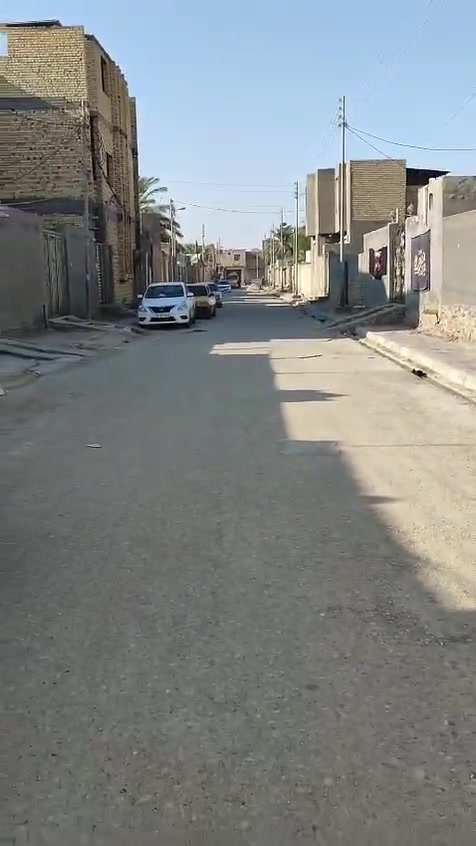 سلام عليكم بيت ركن معه مشتمل مساحت البيت 200متر ثالث بيت عن شارع الرئيسي السايدين اليربط منطقت 22بل 36ومعمل المرور شارع تجاري وبصف البيت قطعه  مساحته340 تريد البيت لوحده نبيع او تراوس بدونم زراعي حسب التفاق والقطعه هم للبيع او المراوس بدونم حسب التفاق والمكان رقم صاحب العقار ***********حجي حسن @ جميع
