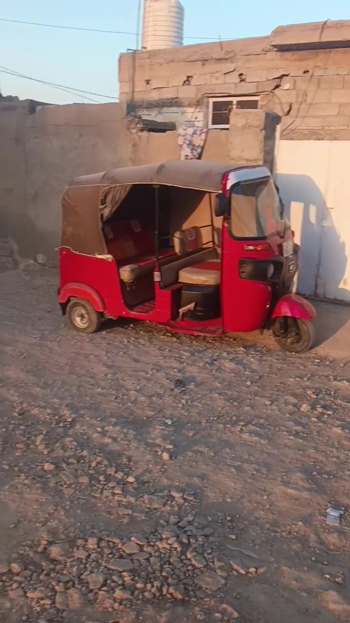 بيت البيع بل خماس قريب على شارع الرسول مساحت البيت 90متر 
الاتصال على الرقم ***********
