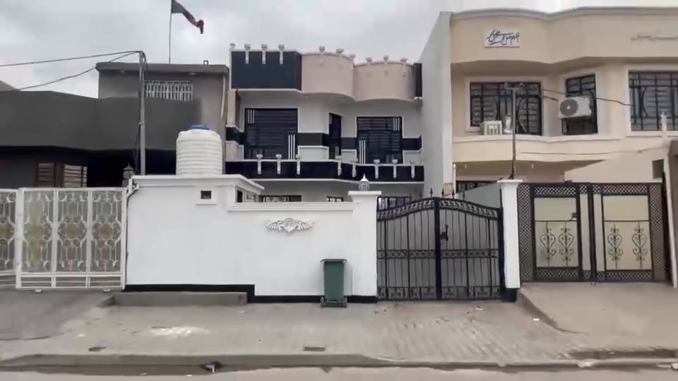 بيت للبيع • ٢٢٠م • نيسان