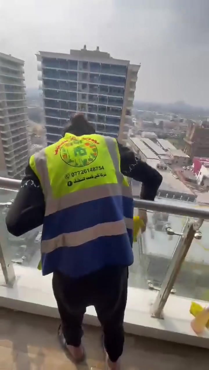 شركة كلين فاست "cleaning fast " للتنظيف الاولى في مجال التنظيف 
بكوادر متخصصه 

🛅 سعر التنظيف يكون حسب حجم المنزل وعدد الطوابق

#تنظيف_شامل للمنزل🔘 

💠تنظيف وتعقيم وتعطير تلميع المنزل او البناية من بعد مخلفات البناء .
💢تعقيم شامل للمنزل
◀️تنظيف السطح 
⚠️تنظيف السقوف والديكور والنقوش المغربي 
💢تنظيف الثريات 
❎تنظيف الشبابيك الحديد والالمنيوم 
📀تنظيف الزجاج وتلميعه بمواد ملمعة وحافظة من الاتربة
تنظيف الابواب 
✴️تنظيف السلالم والمحجرات باانواعها 
🌐تنظيف نقاط ومفاتيح الكهرباء من الاصباغ
🛑تنظيف الحمامات وتعقيمها وتلميعها وتعطيرها
🔹تنظيف الارضيات من مخلفات البناء
💈بولش وتلميع وازاله التكلسات من الارضيات

ملاحظة مهمةة / الاسعار خاص بسبب تغيير الاسعار من منزل الى اخر 

📌اتصل الان ***********
📌 واتس اب ***********
 #تنظيف #تنظيف_منازل #بغداد #كلين_فاست #خدمة_اعمال
