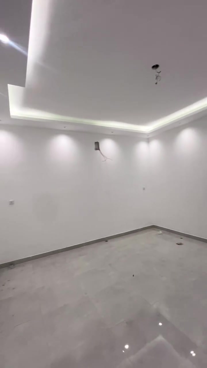 🏠 شقة للإيجار في العامرية
📍 الطابق الثاني
🛏️ ثلاثة عرف نوم وصاله ومطبخ وحمامين
💰 الإيجار: 800 ألف شهرياً
📌 موقع مميز وهادئ، يربط بين شارع العمل الشعبي وشارع المضيف.

للاستفسار والتواصل: ***********
