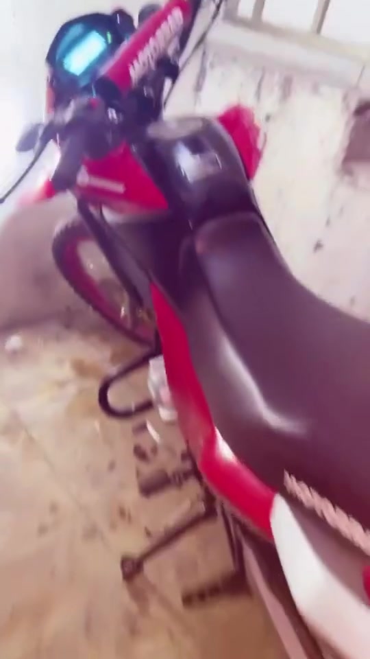 دراجه قفاز مكينه 150cc 
دراجه مرقمه أوراق كامله 
موديل2025
***********رقمي واتساب

