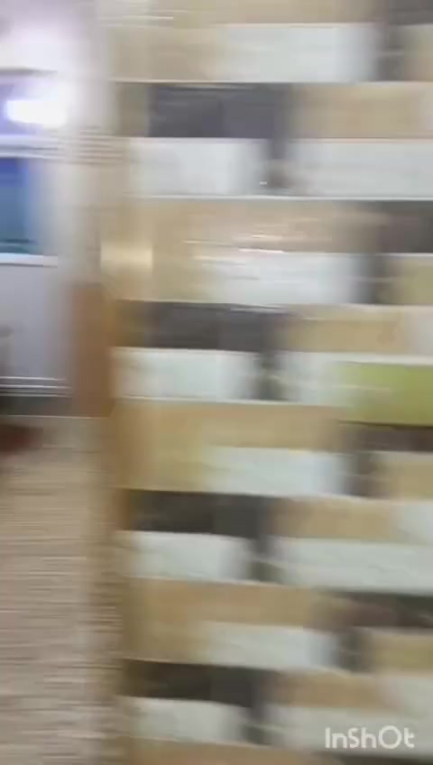 اللهم صل على محمد وال محمد دار للبيع الخطيب الزراعي شارع الحشد مساحة 75 متر عالي عن الشارع يحتوي على صالة وغرفة نوم حولي  وحمام و منور  الطابق الثاني غرفتين نوم وحمام سطحين   الأتصال على الرقم ***********
