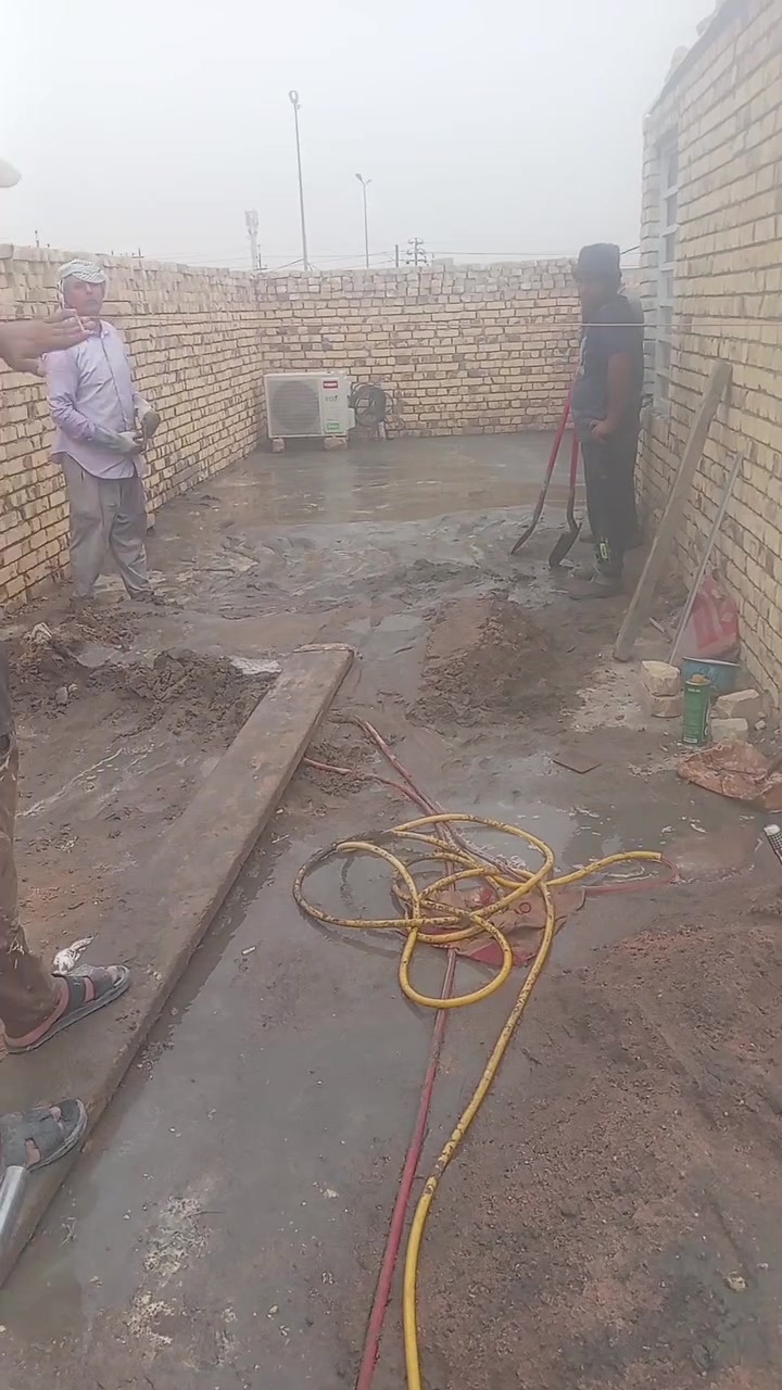 السلام عليكم كادر عمال تصعيد كافة مواد البناء على الضهر رمل طابوك تصعيد سيراميك اشتايكر كاشي فرمستون تكشير حيطان تفليش صب ابيوت تدخيل سبيس وحدل نقل اثاث البيت تصعيد اتراب السطح وحدل تشميع بتلو مساوه تطليع أنقاض قلع تراب قلع كاشي نعمل بنسب لأسعار شرط شغل درجه اولى خابرني وبخدمتكبية واتساب أي شي عندك خاص بلبناء خابرني أو راسني واتساب عملنا ليلا ونهار ***********
