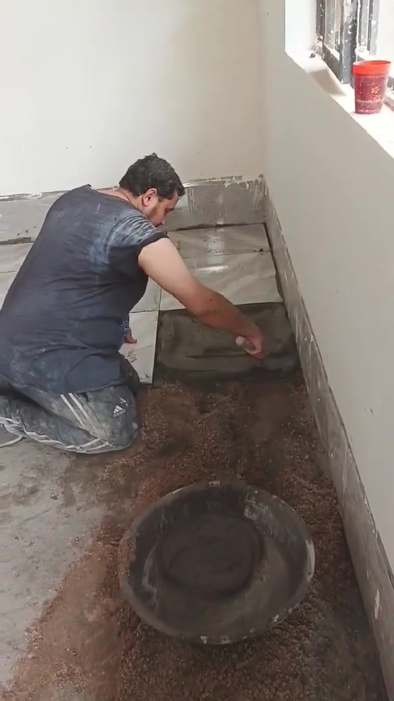 كادر سيراميك درجة اولى بورسلين درج كاشي مرمر سيراميك ارضيات جدران مكاني بغداد ***********
