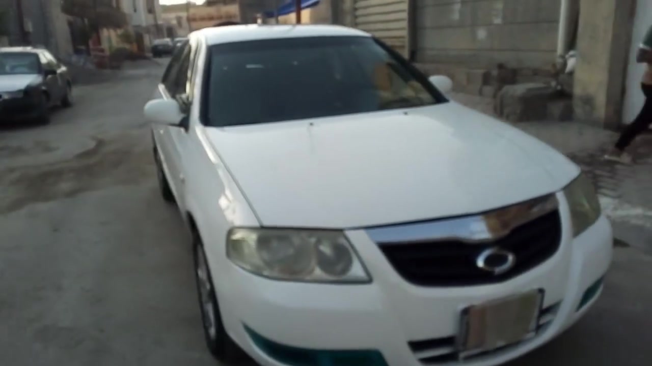 السلام عليكم سيارة  Nissan  سني سامسونج
موديل 2009 
رقم بغداد سنويه 2027
اوتوماتيك 
تدفئة تبريد 
سيارة جاهزة من كلشي على اخر حباية مال جناي 
السيارة بيها جاملغ قطعه وحدة صبغ بدون حادث
وتلحيضات بسيطة والباقي كلا بلادي 
مكان السيارة ...سامراء 
للاستفسار ***********
