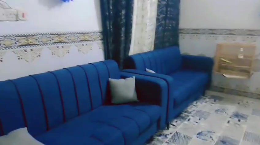 السلام عليكم للبيع كاونتر وطباخ بعده ما مشتغل وطخم كلهم بعدهن جدد لمكان العمارة حي الموظفين اني مكلف بل نشر تصال ***********
