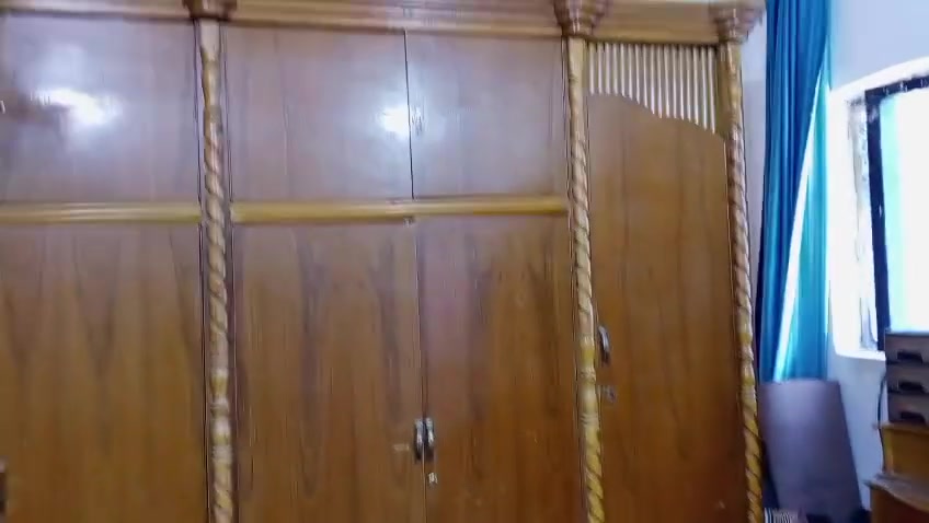 غرفت خشاب بعدهي جديده  السعر مليون وميه والتصال عل هاذه الرقم ***********
