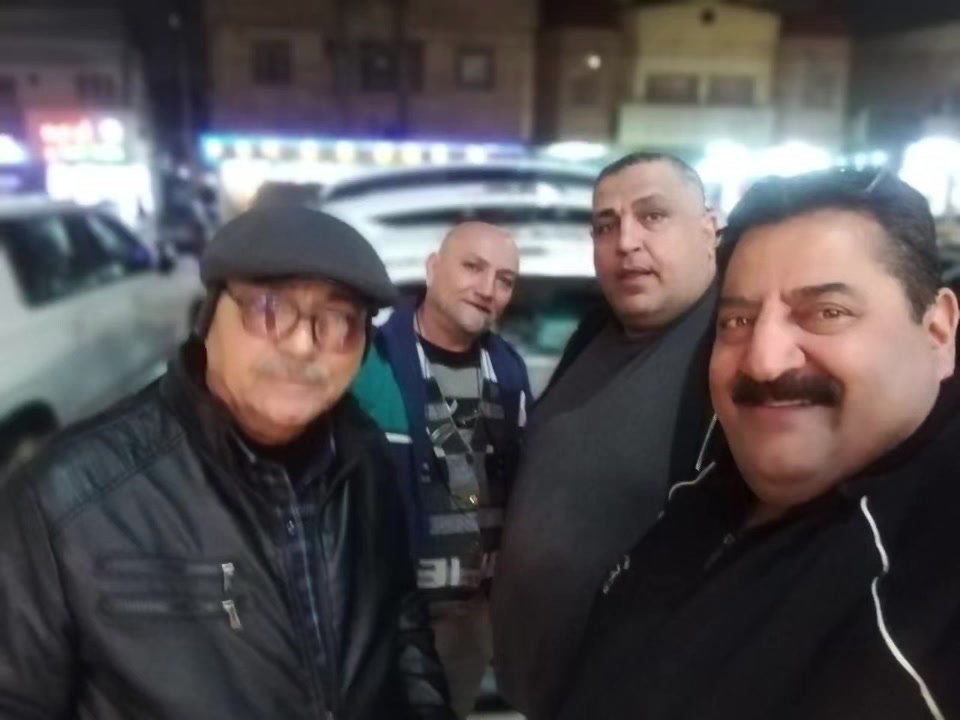 كما عودناكم رحلتنا اليوميه إلى عمان الحبيبه من قره قوش من يرغب بإرسال البريد مراجعه شركه المضايف مقابل مصرف الحمدانيه الاتصال *********** ***********.      *********** بقياده أمهر السواق الدولي والبريد السريع ذهاب واياب  مع عمي صباح ابو نور.   وهذال ابو رداد. والشاب. قدوري. وابو رامي هاشم    ويوجد لدينا مواقفه على عمان وسوريا مع تحيات مدير الشركة هاني بنور ابو فراس والرزق على الله بتاريخ. 29 8 2026
