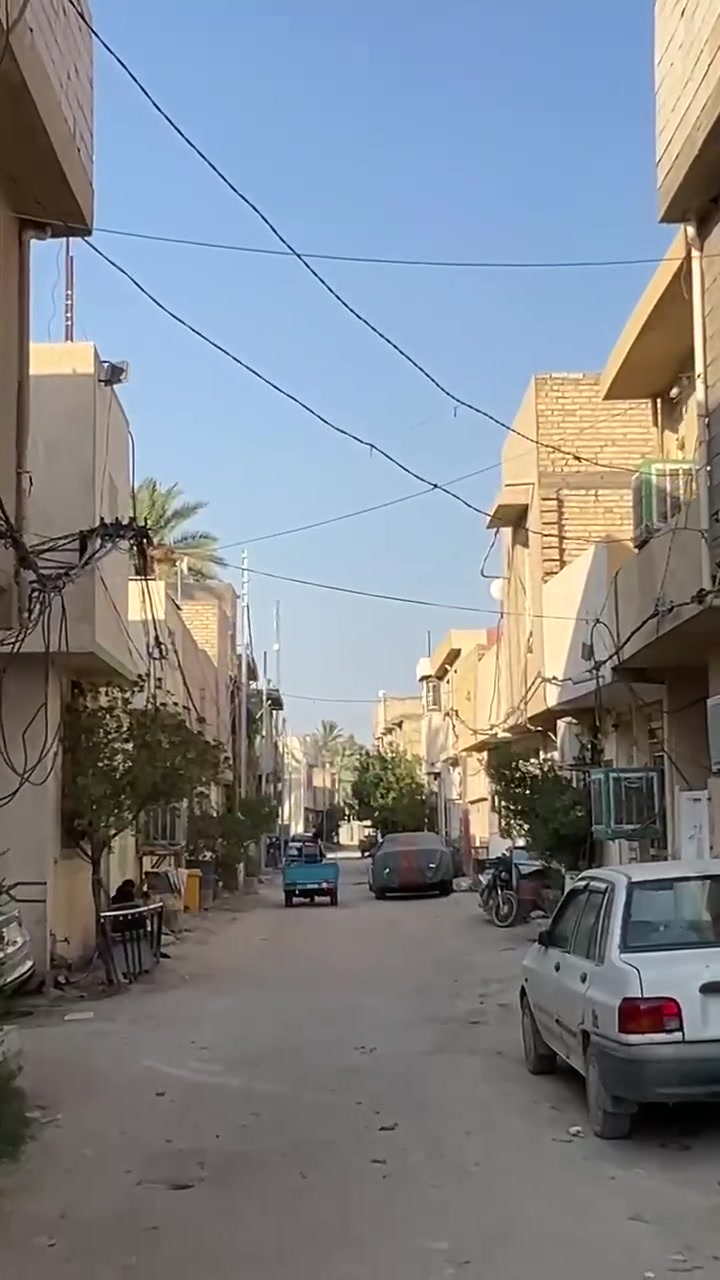 سلام عليكم متوفر بيت مساحه 50م طابقين قريب عن شارع 100م تتوفر ماء مجاري كهرباء يبعد عن الامام كيلو ونص عنوان بوبيات عمود 31 قرب مدرسه الغزالي للاستفسار ***********
