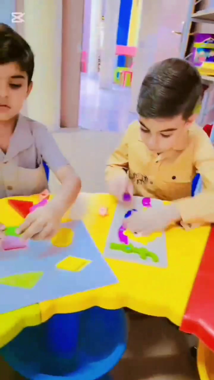🌟 مو كل روضة تصنع الفرق… لكن المكان الصحيح يغيّر مستقبل طفلك! 🌟

👶🏻💫 من أول خطوة… تبدأ الحكاية!

في [ روضة وحضانة بسملة الأهلية  ] ما نريد طفلكِ يحفظ وبس…
نريده يفهم، يكتشف، يبدع، يثق بنفسه ويحب التعلّم ❤️

🎓 تعليم حديث بأسلوب ممتع
🧠 أنشطة تنمّي الذكاء والتركيز
🎨 إبداع وفن واكتشاف مواهب
🗣️ تنمية اللغة والتواصل
🤝 بناء شخصية قوية وواثقة
❤️ اهتمام ومتابعة لكل طفل
🏡 بيئة آمنة، راقية ومليئة بالحب

✨ هنا لا نربي أطفالًا فقط…
هنا نبني شخصيات، ونزرع أحلامًا، ونصنع بدايات عظيمة.

🌱 لأن طفلك اليوم صغير…
لكن طموحه غدًا كبير!

📢 التسجيل مفتوح الآن لفترة محدودة
📞 ***********
📍 حي ميسان شارع الشريط قرب مدارس السبطين ومقابل مكتب اهل الخير 

👑روضة وحضانة بسملة الاهلية 
بداية صغيرة… لمستقبل كبير. ✨
