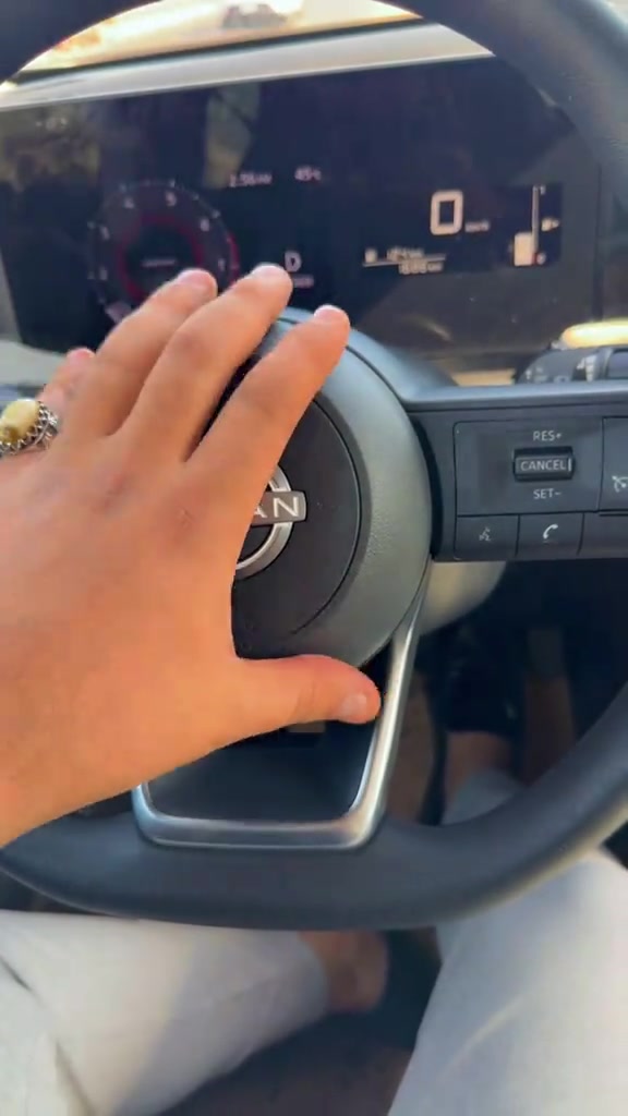 نيسان كيكس • جديد • احمد المهندس