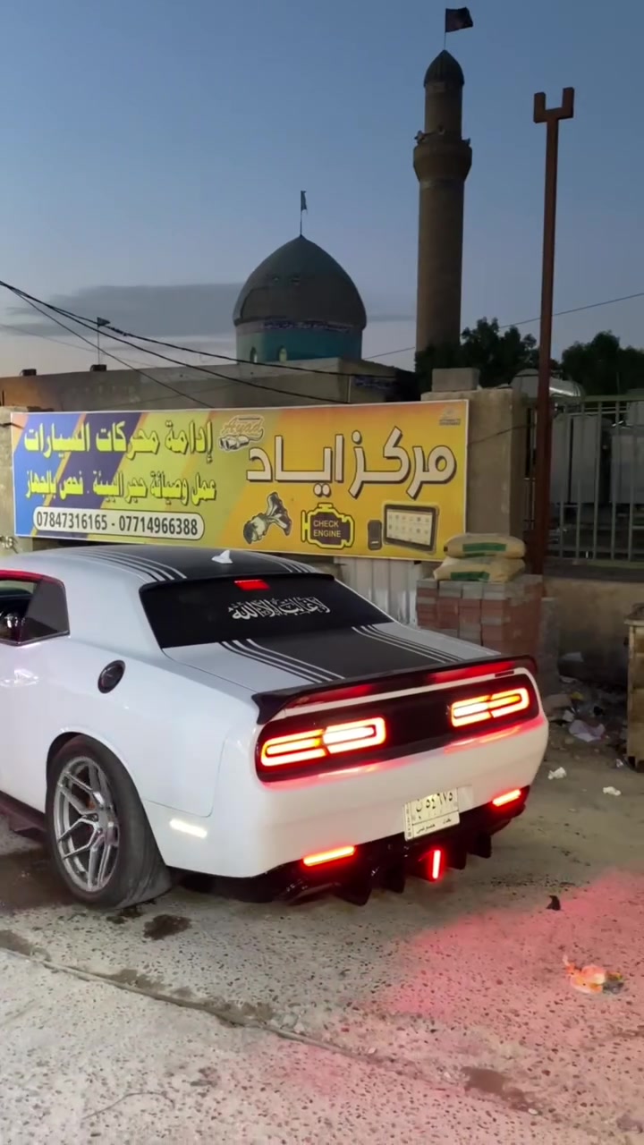 السلام عليكم للبيع
شيكر 2016 RT 

3 قطع صبغ وشبر بجاملغ خلفي 

مواصفات الاعتيادية 
ويل روهانا حجم 20 تو سايز 
اضافه دوسات جانبيه 
دفيوزر خلفي ابو لد 
يدات بوب ومري اسود لامع 
متغير شغل محمد مطيري 
فوك وجوه 
نص اكسل قفل دايتونا 23 
لدات دفيوزر خلفي + دعاميات تكساس 
سوبيلر دايمون 
كفر دركه احمر اس ارتي 
غرفه جلد بيضه بلون سياره 
فجوج كفرات ٦ بستم 
عربانه خلفيه اس ارتي 
لويات ايباخ نصبه تفلش 
وبعد بيه نواعم كومه 
ادامه كامله منضومه ماء دهن جديد بيه 
بلكات نوزلات كامله مكمله 

تحويل فقط راعيها يريد 
تحويل تصير قسمة نشالله 
ثاني يوم تروح تحولها سنوية مساقطه 

برمجة البطل مصطفى ايكل 
سيفتي مفرغه سياره هاون 
ماشالله وتطلع تراي وتشوف بنفسك 

السياره للبيع فقط فقط 
بدون مراوس 

السعر ١٥٥ ورقه قفل قفل 
بدون كسران فدوه اروحلكم 
سياره جوه مداس ازغر واحد بالكروب 
تعبان عليهه وايدي بيهه 

رقمي ***********
