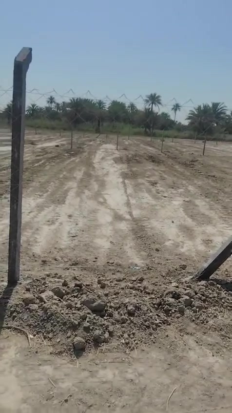 يالله اللهم صلي على محمد وال محمد قطعه للبيع مساحته ٤١٠ متر سند ٢٥ تفاصيل أكثر داخل الفيديو العنوان كربلاء طويريج الحولي قرب سيطرت حي الصناعي للاستفسار *********** عقارات تاج القمه شارع أربعين مقابيل الطابو السعر ٢٦ مليون مع المجال
