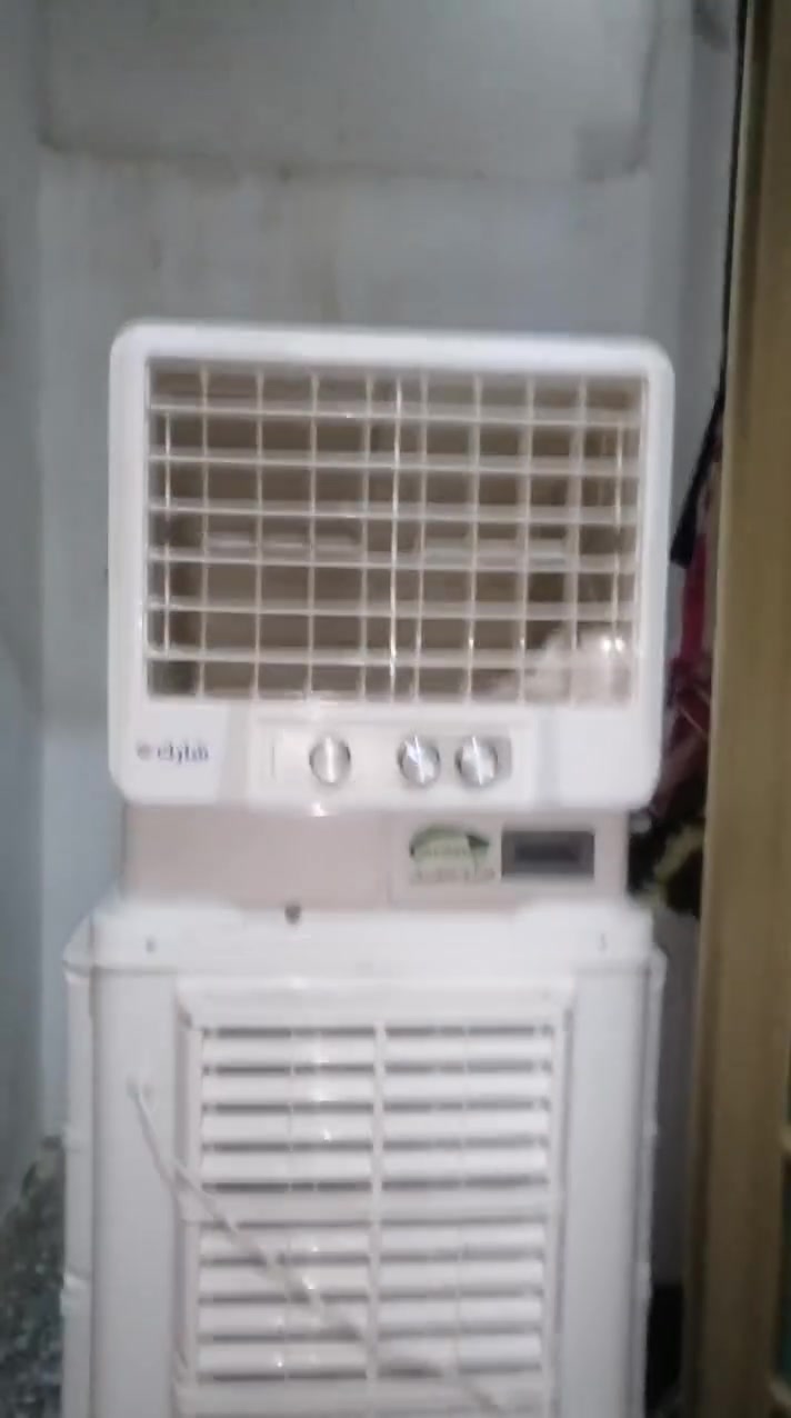 مبرده جديده السعر 220 رقم الهاتف ***********

